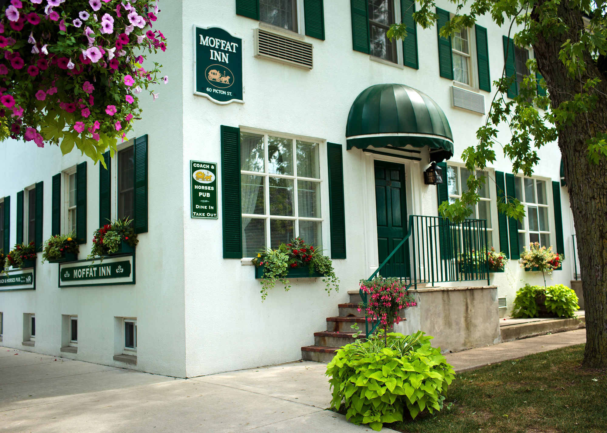 Moffat Inn Niagara-on-the-Lake Exterior photo